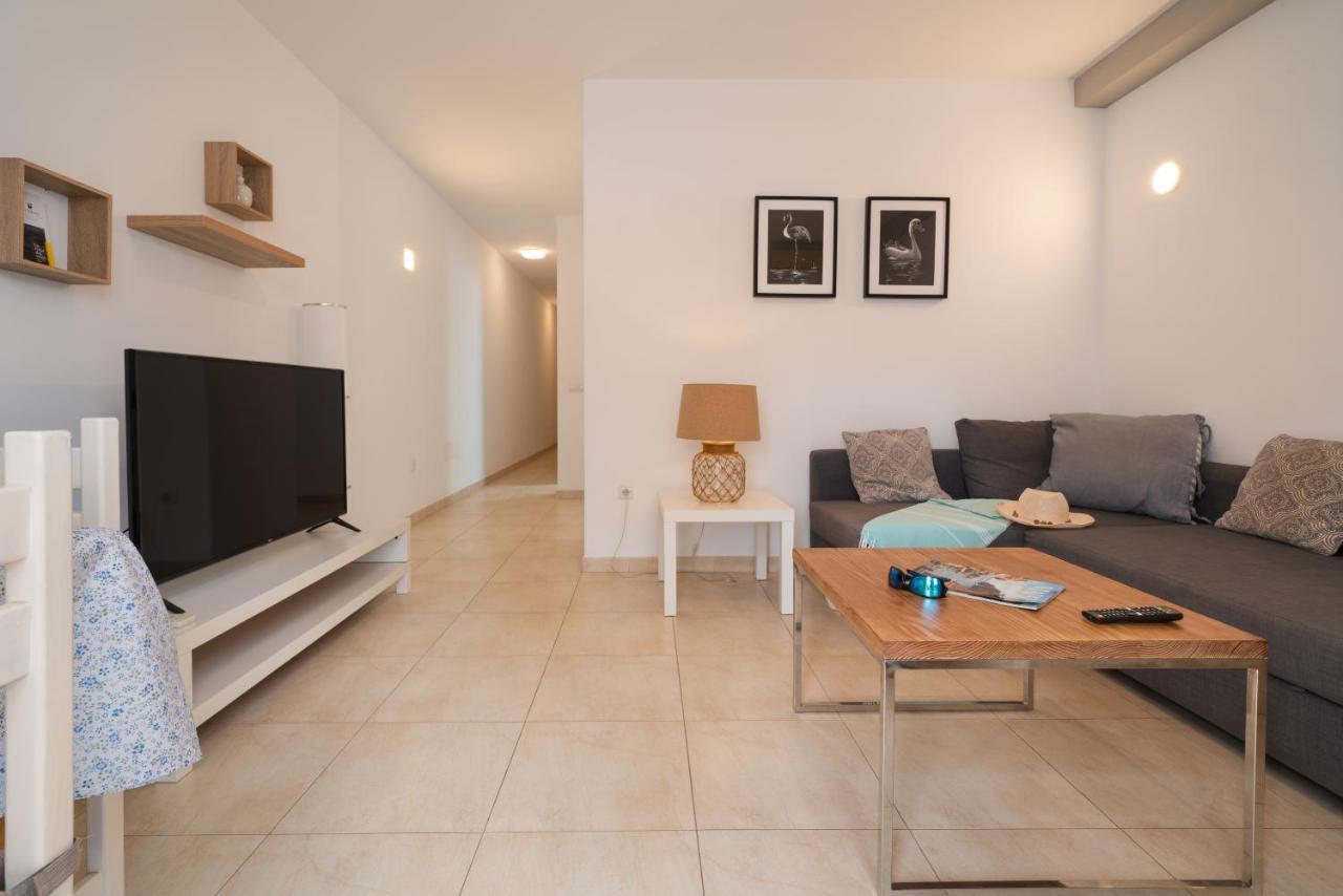 Sabbia Suites Ginesa Аресифе Екстериор снимка